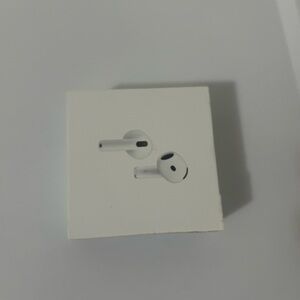 Apple AirPods 4 active noise cancellation